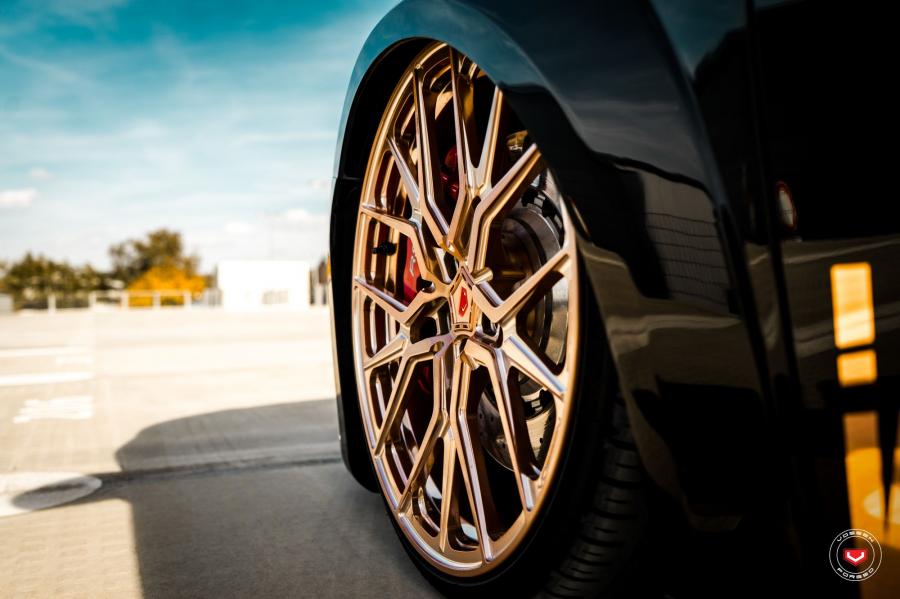 Детали экстерьера Audi TT RS on Vossen Wheels (M-X3) 2018 года  (фото 25 из 31)
